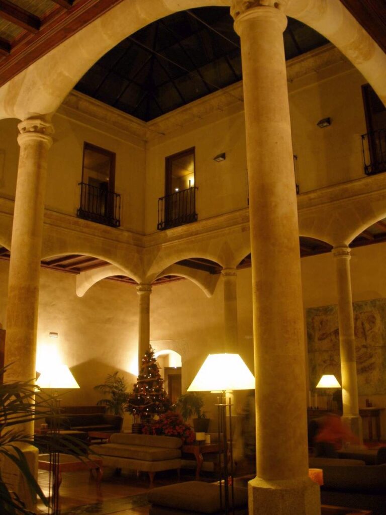 Fachada del Palacio de Castellanos, hotel NH Collection, en Salamanca
